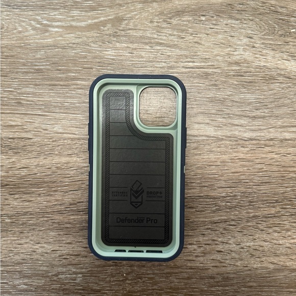 OtterBox Defender Case - Picture 6 of 12